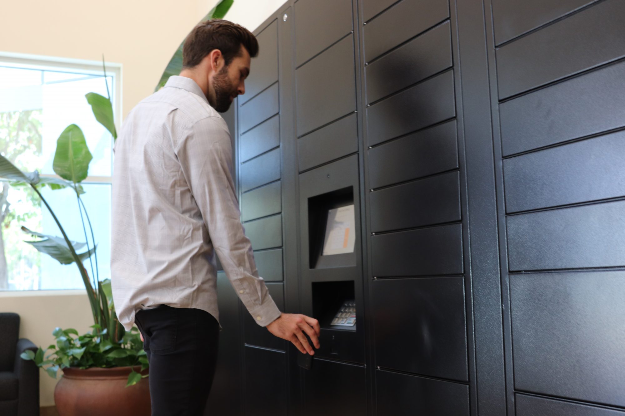 Smart Locker Systems | Parcel Pending