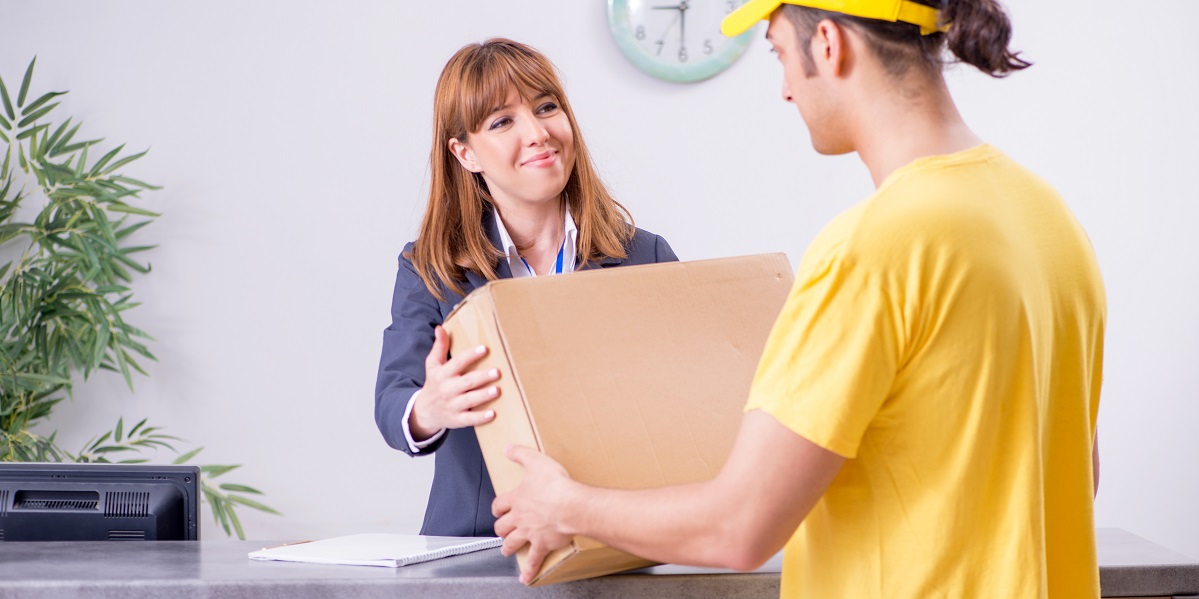 Sending-Packages-to-Hotels-and-Airbnbs